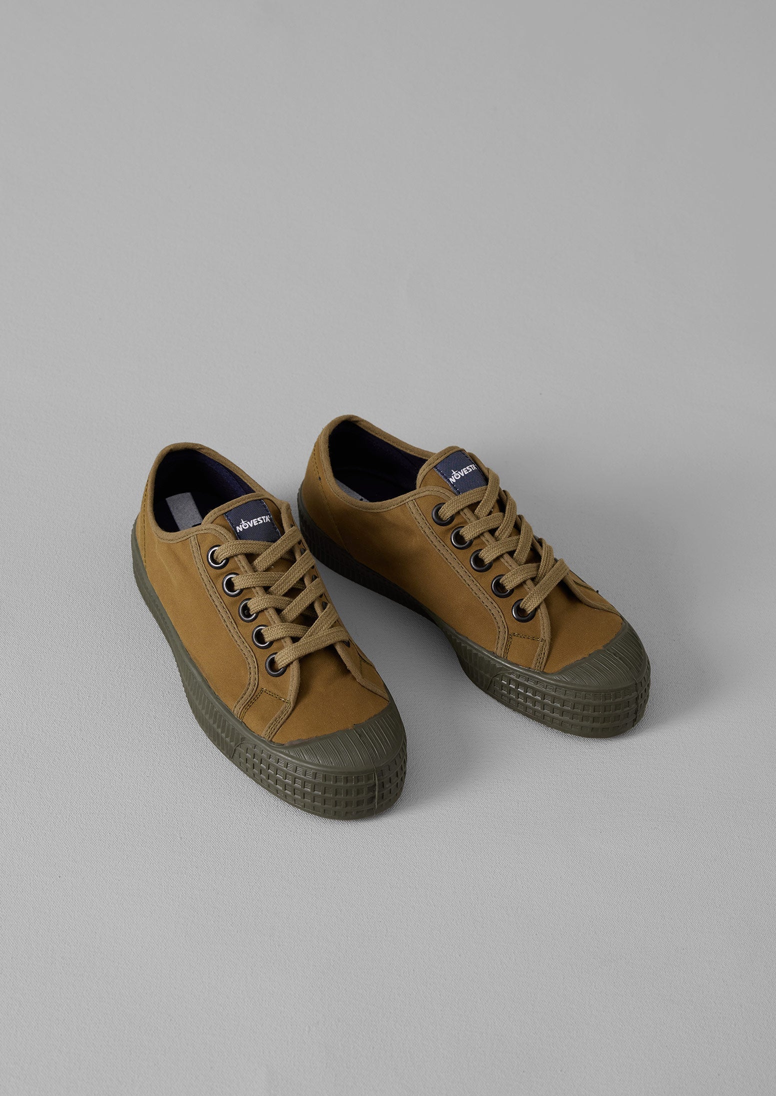 Novesta Star Master Waxed Cotton Plimsolls | Bark | TOAST