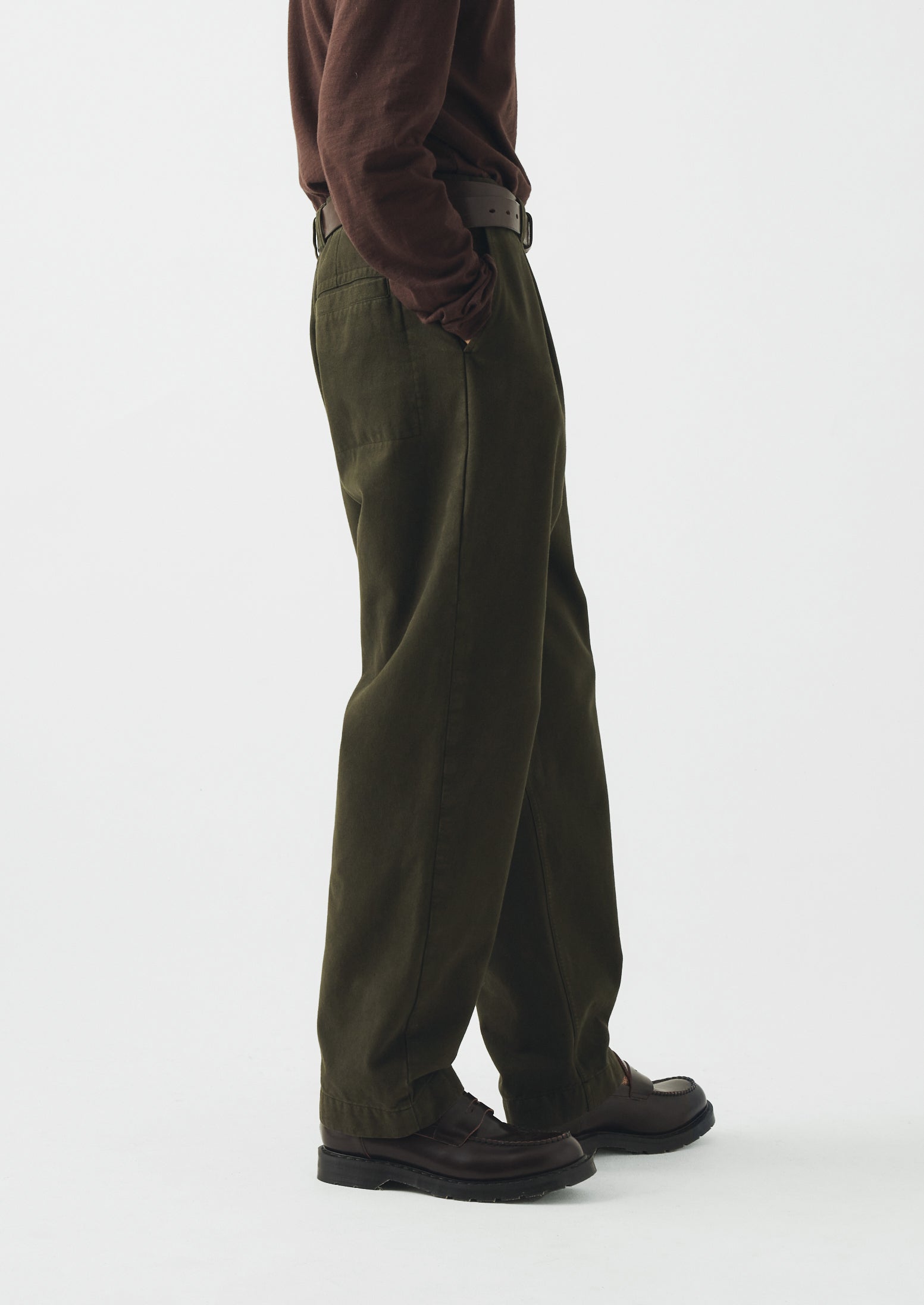 オルゲイユ Trousers Cotton Herringbone size32 Otto Cotton Herringbone Pleated Pants | Tent Green | TOAST