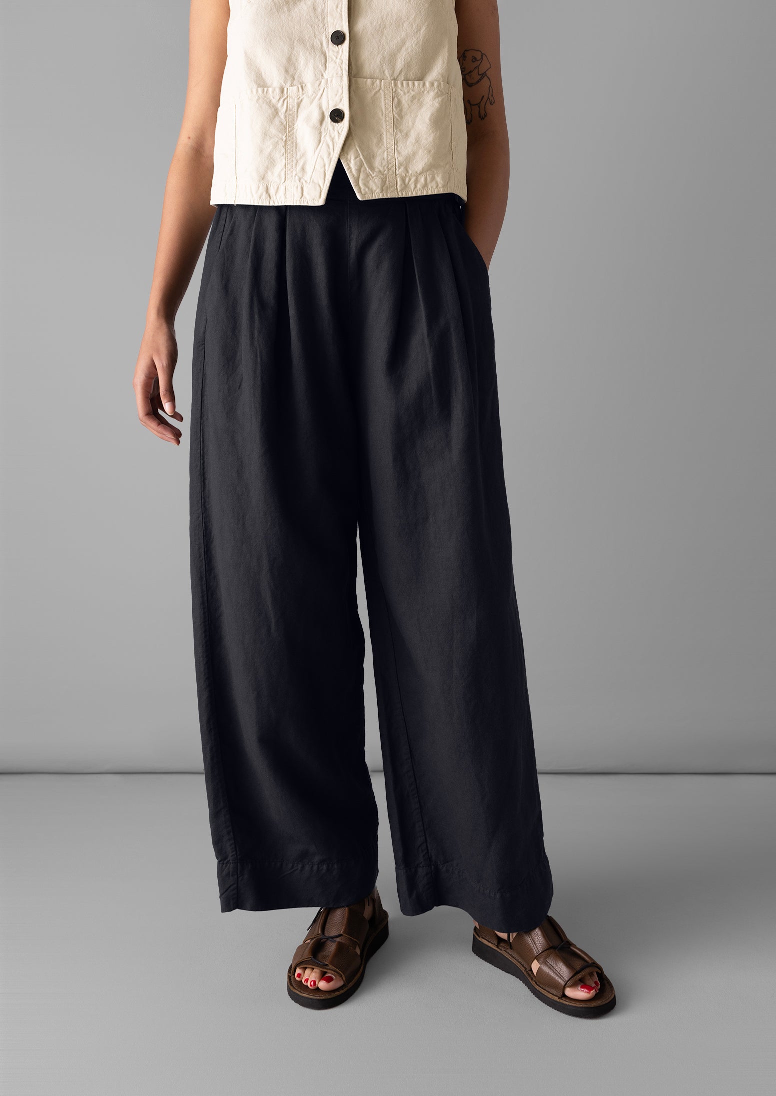 Navy wide leg linen trousers hotsell