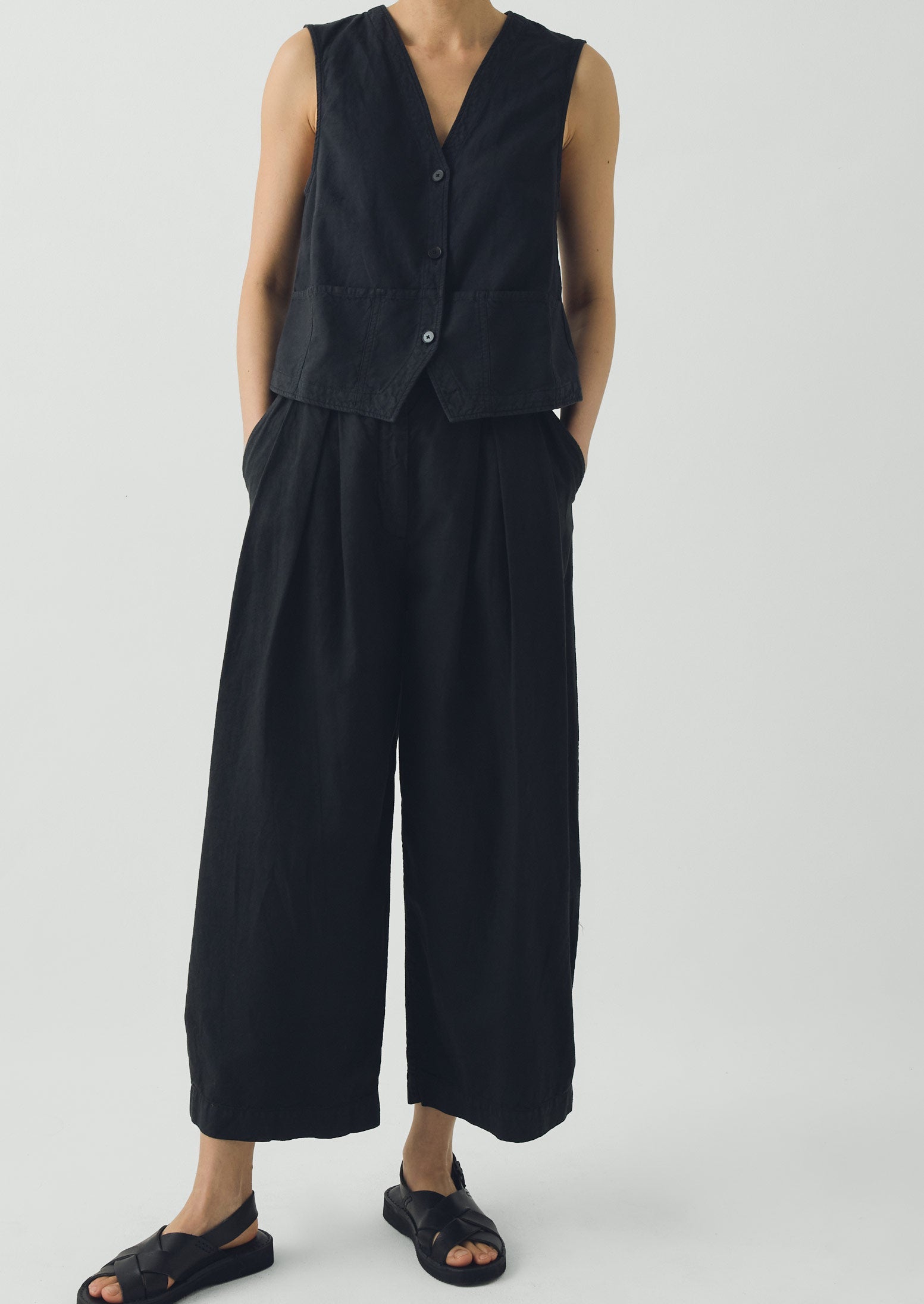 Carys Cotton Linen Canvas Wide Leg Pants | Soft Black | TOAST