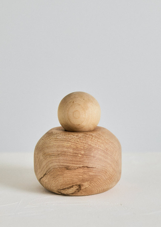 Elise McLauchlan Maple Rounded Pepper Mill | Natural