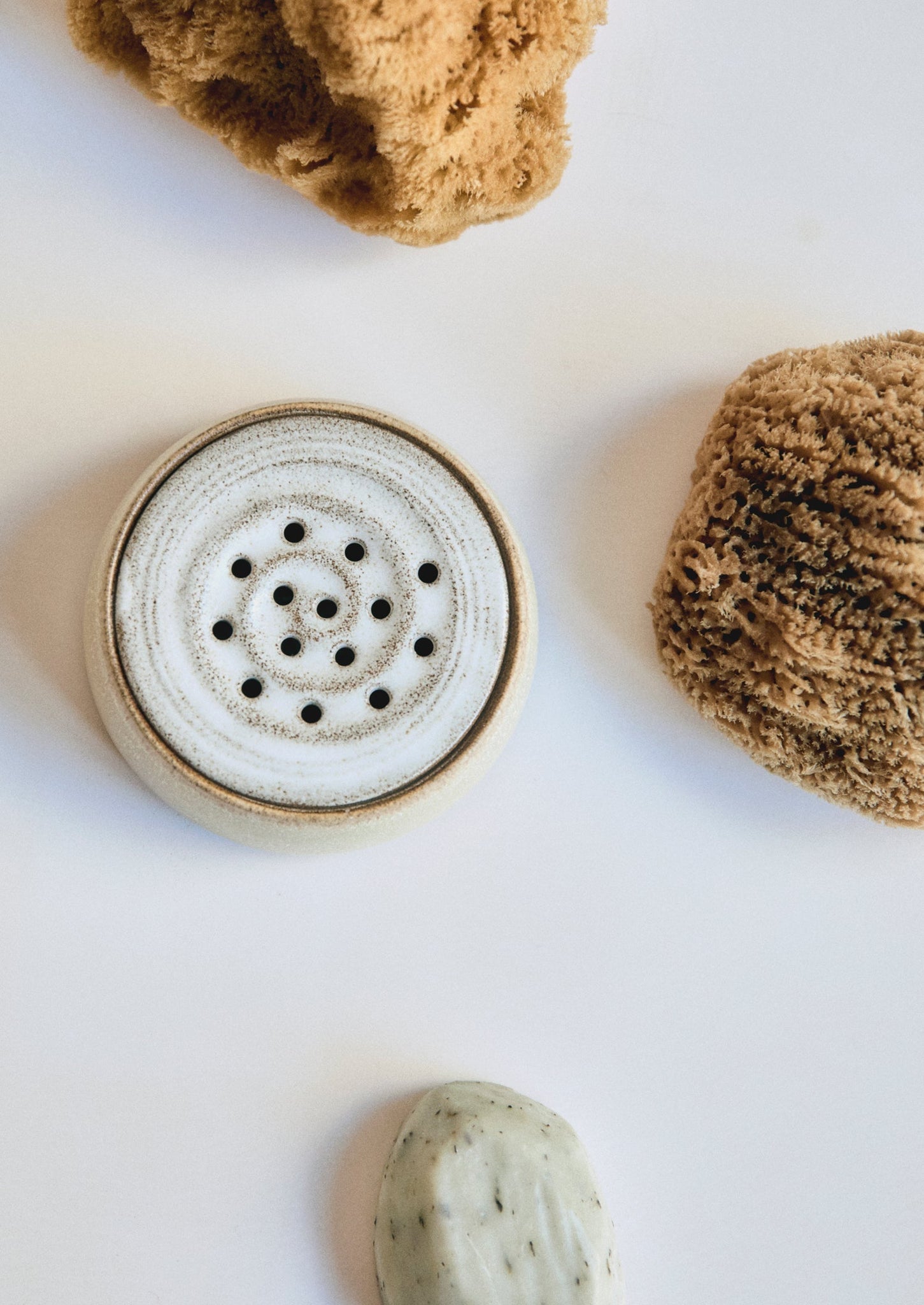 Laerke Moller Hansen Soap Dish | Chalk/Ochre