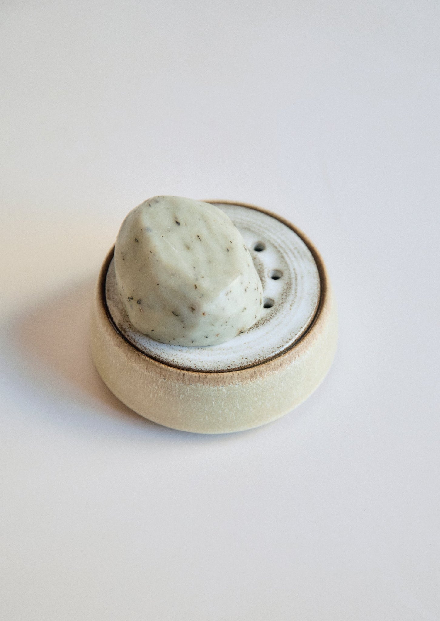 Laerke Moller Hansen Soap Dish | Chalk/Ochre