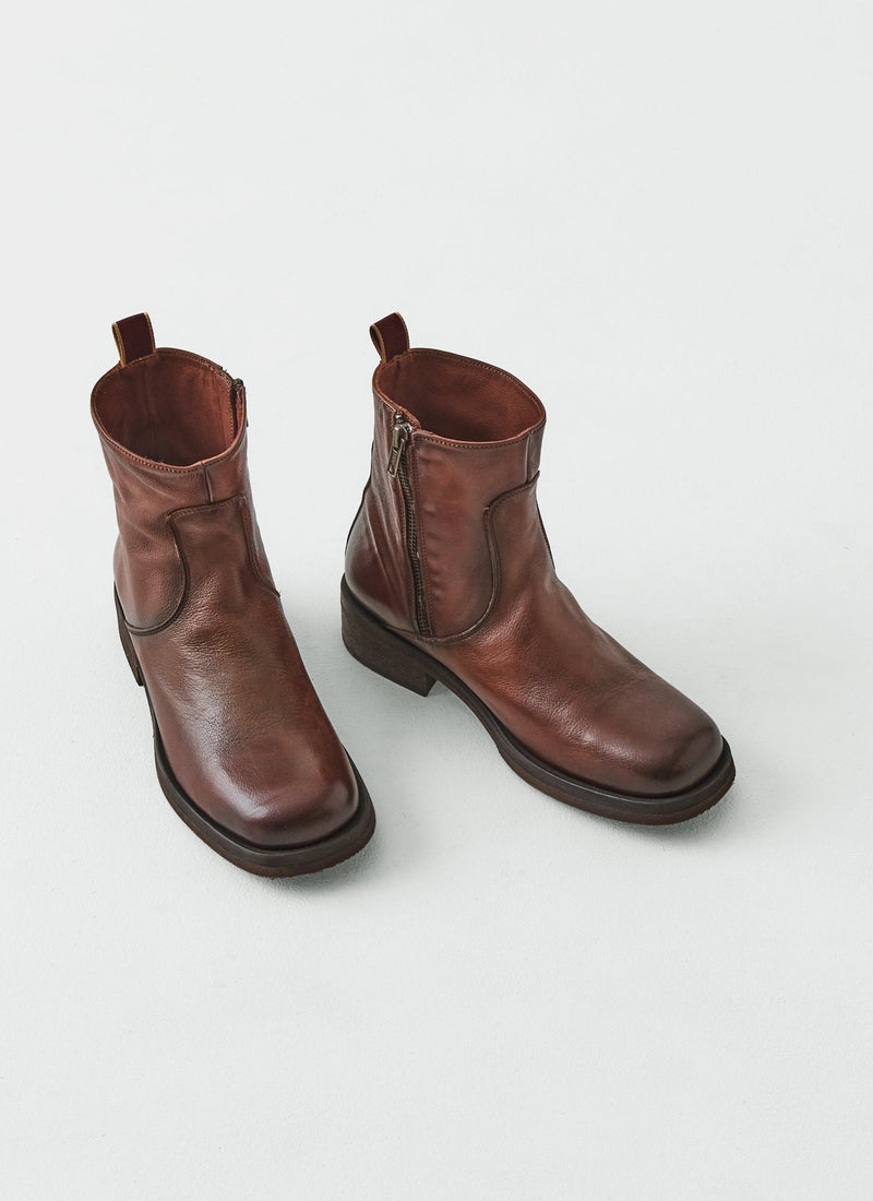 Sturlini Mid Leather Square Toe Pull On Boots | Tobacco