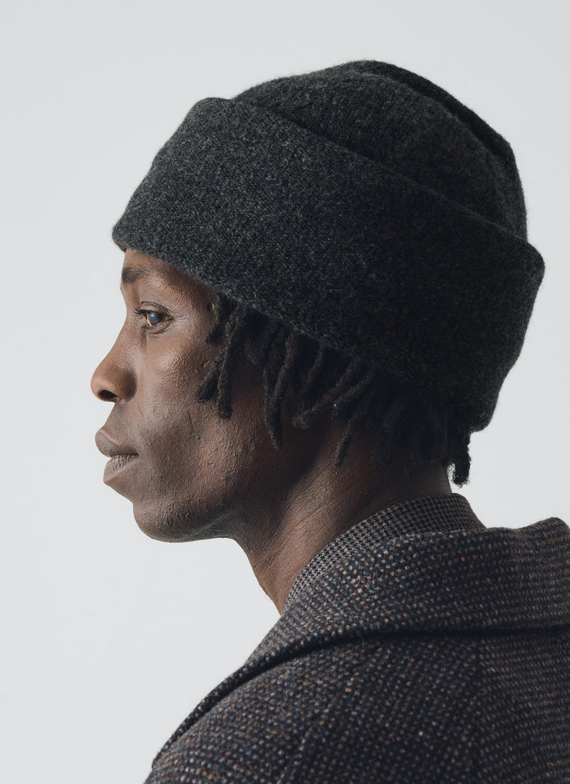 Washed Lambswool Beanie | Charcoal