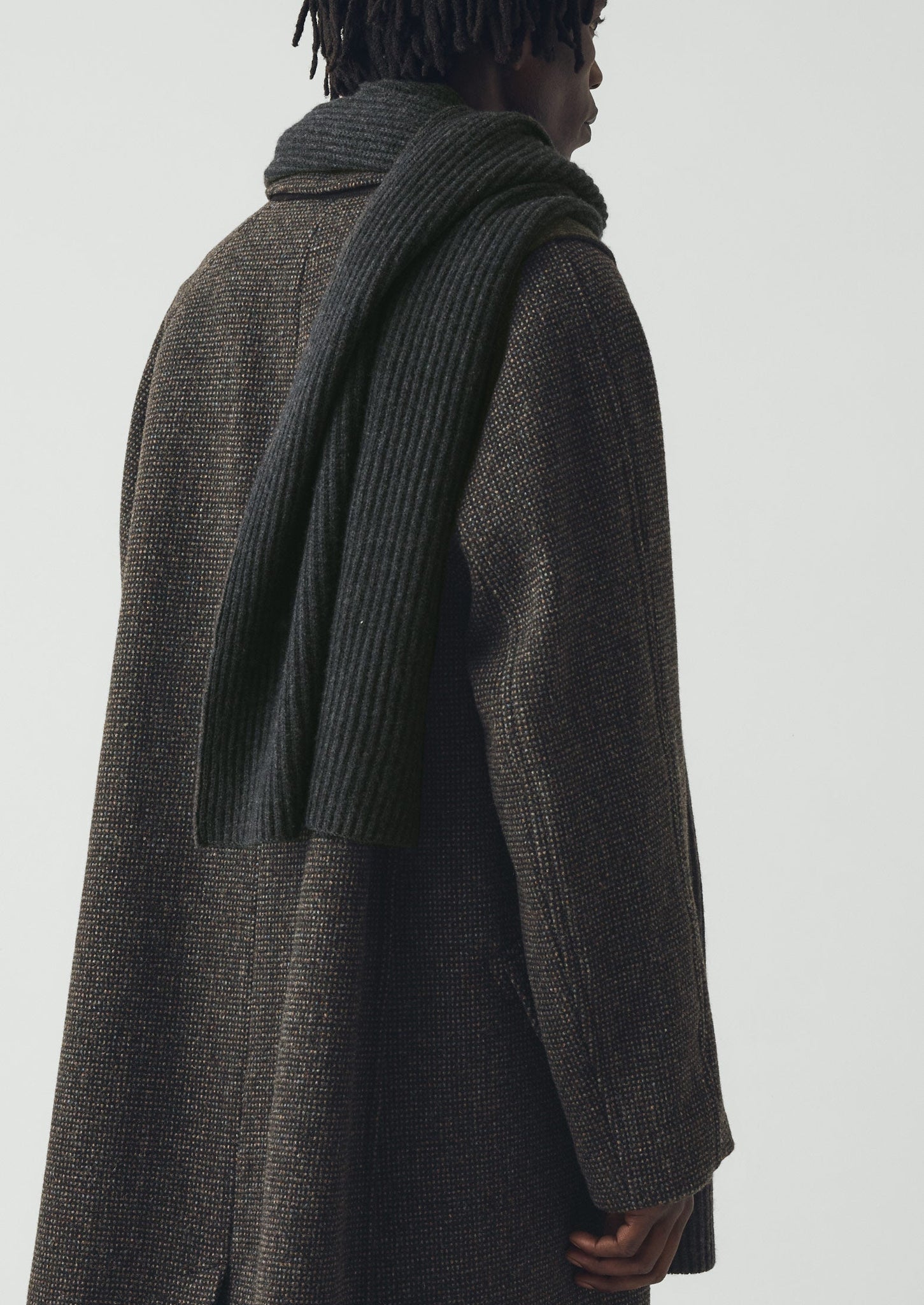 Wool Cashmere Fisherman Rib Scarf | Charcoal | TOAST
