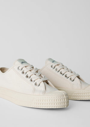 Novesta Star Master Plimsolls | Beige | TOAST