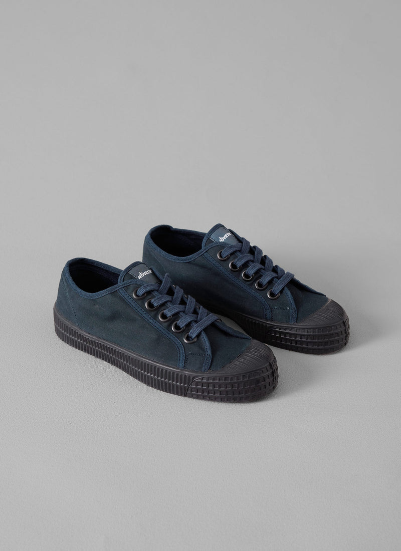 Novesta Star Master Waxed Cotton Plimsolls | Navy