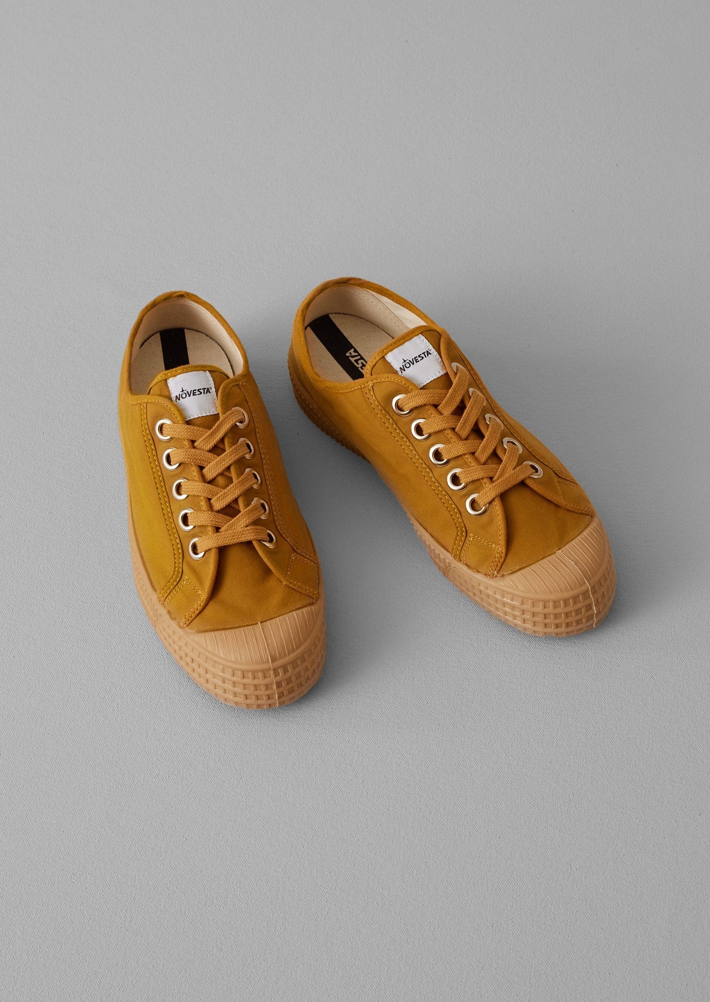 Novesta Star Master Waxed Cotton Plimsolls | Cumin