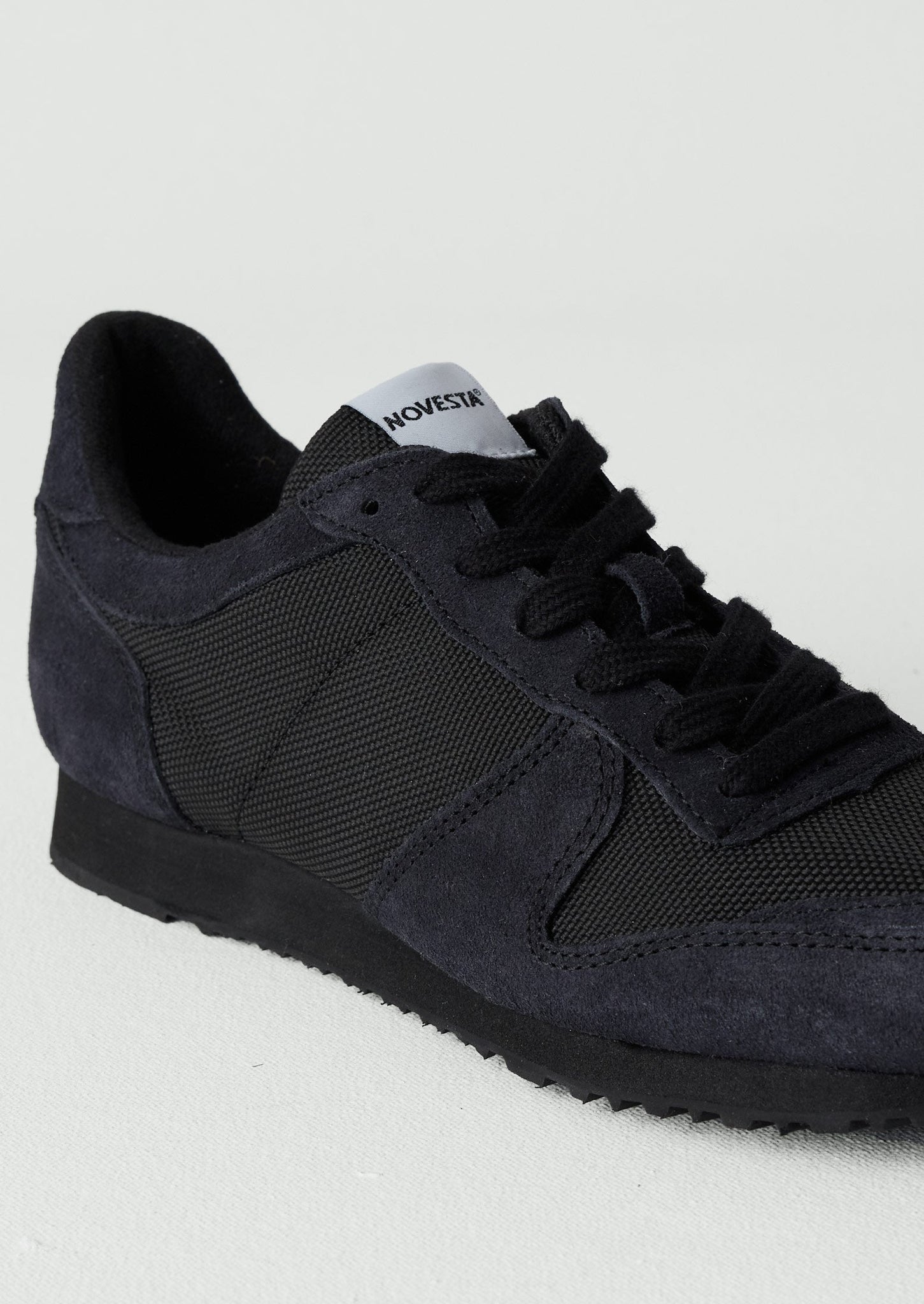 Novesta Marathon Sneakers | Oil | TOAST