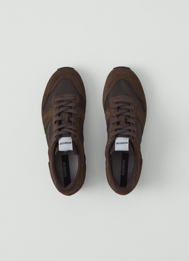Novesta Marathon Sneakers | Bitter Chocolate