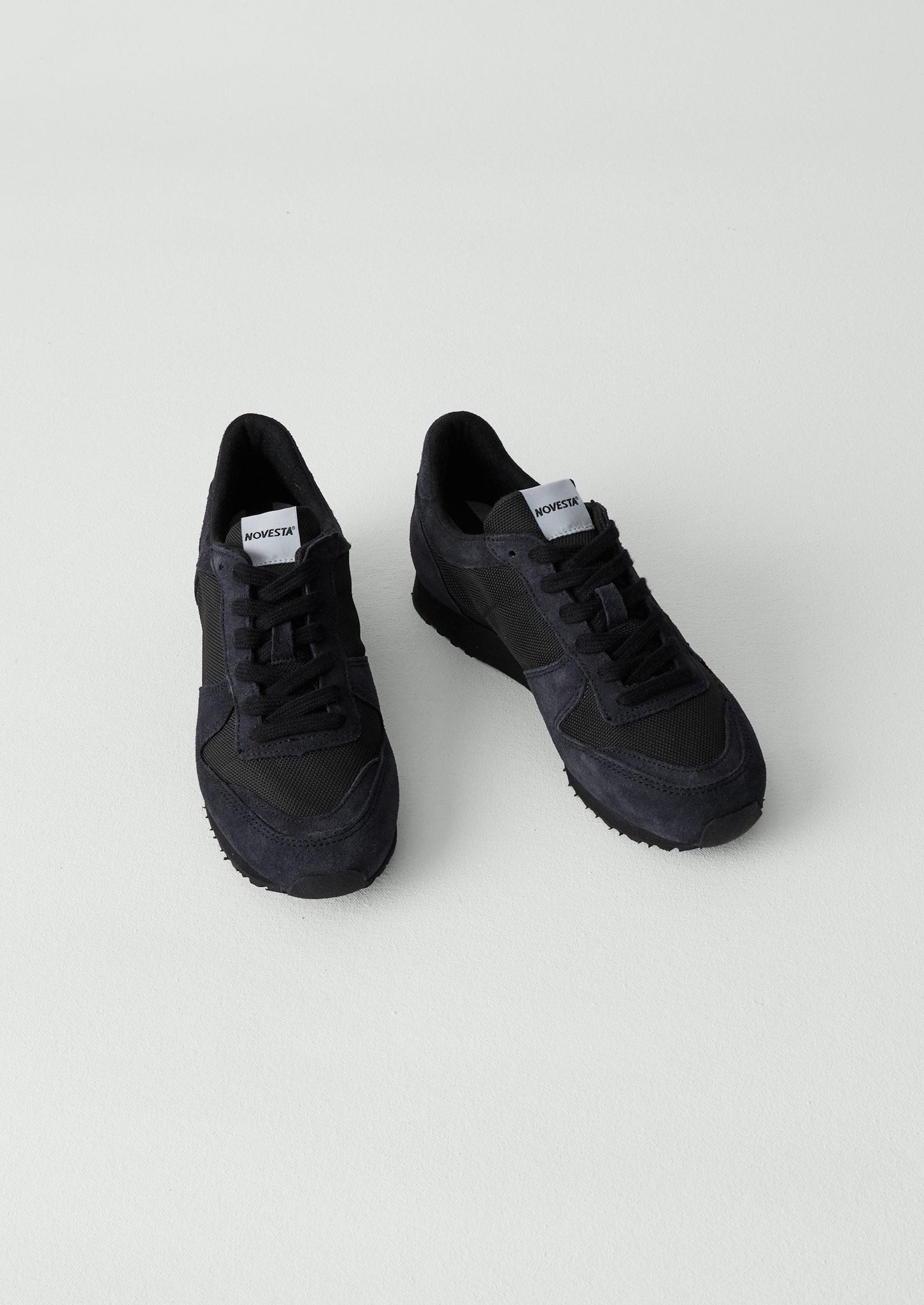 Novesta Marathon Sneakers | Oil | TOAST