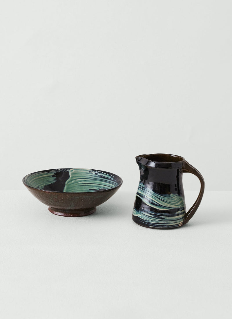 US Kat Wheeler Slipware Jug | Ink/Dove