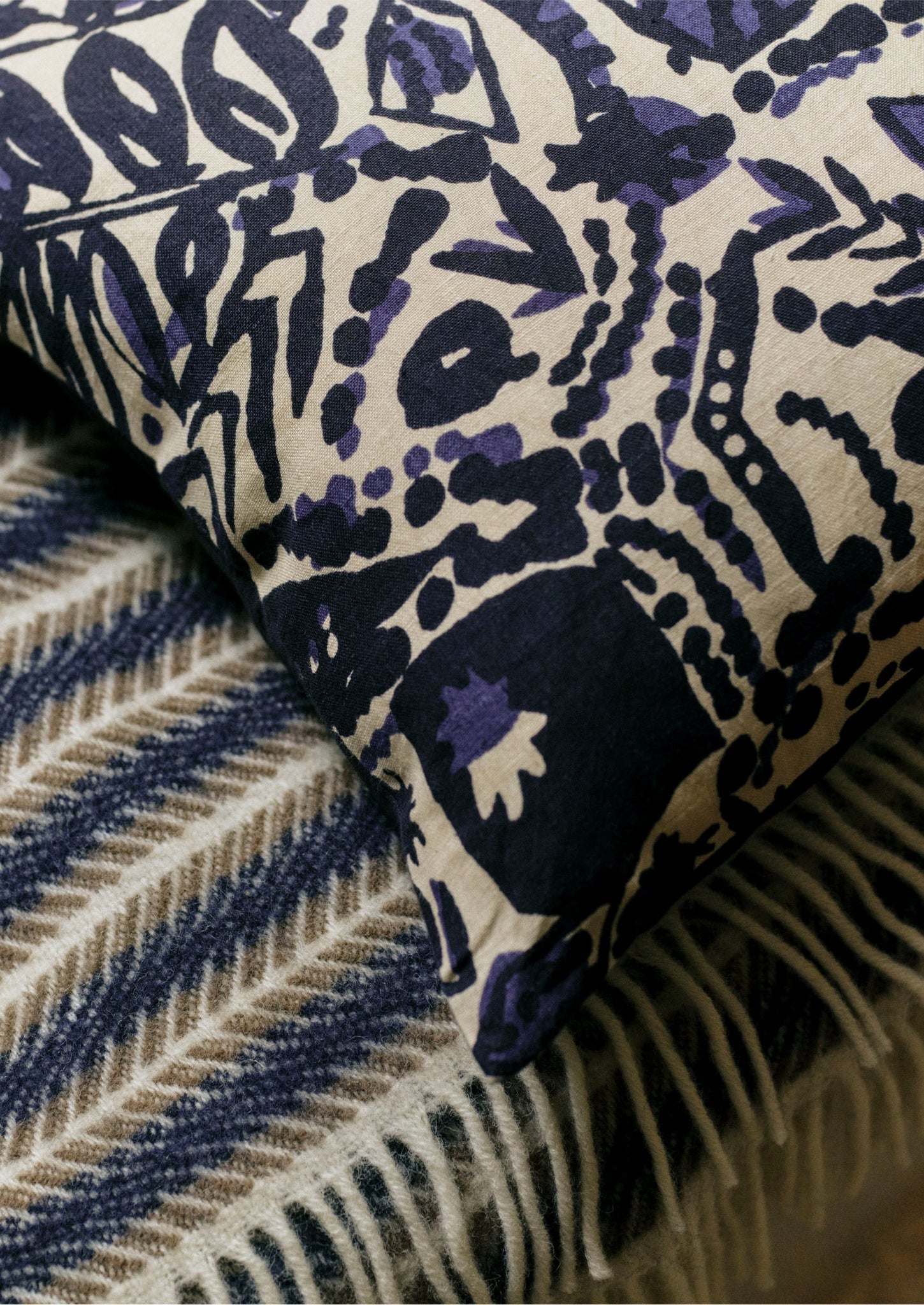 Moriko Print Pillow Cover | Ecru/Indigo