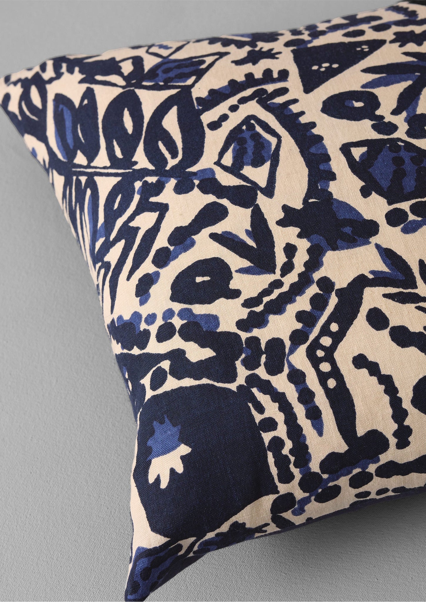 Moriko Print Pillow Cover | Ecru/Indigo