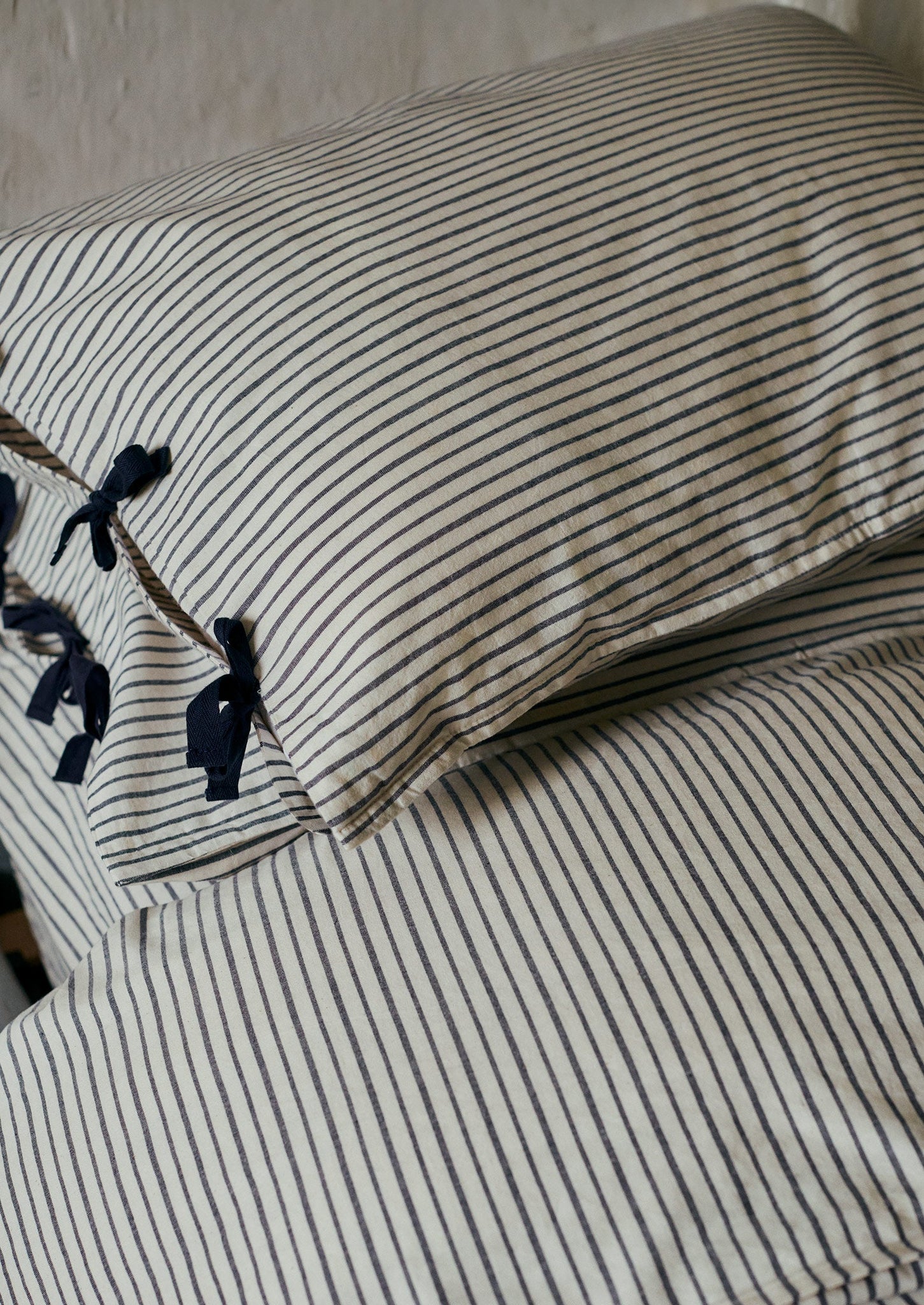 Organic Cotton Pajama Stripe Duvet Cover | Navy/Ecru