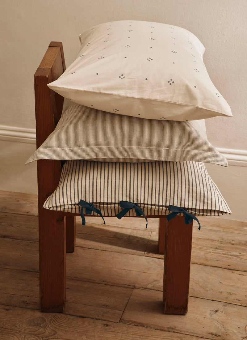 Fine Stripe Organic Cotton Oxford Pillowcase Set | Ecru/Smoke Blue