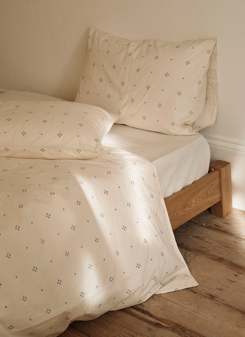 Rowan Print Housewife Pillowcase Set | Ecru/Soft Blue
