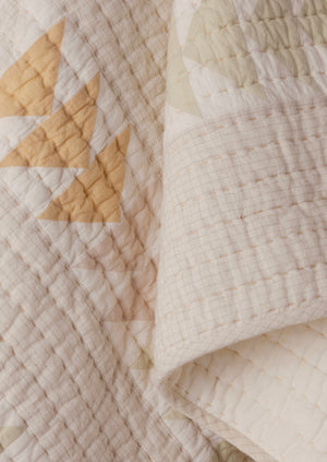 Triangle Patchwork Check Cotton Quilt | Soft Fern/Sand