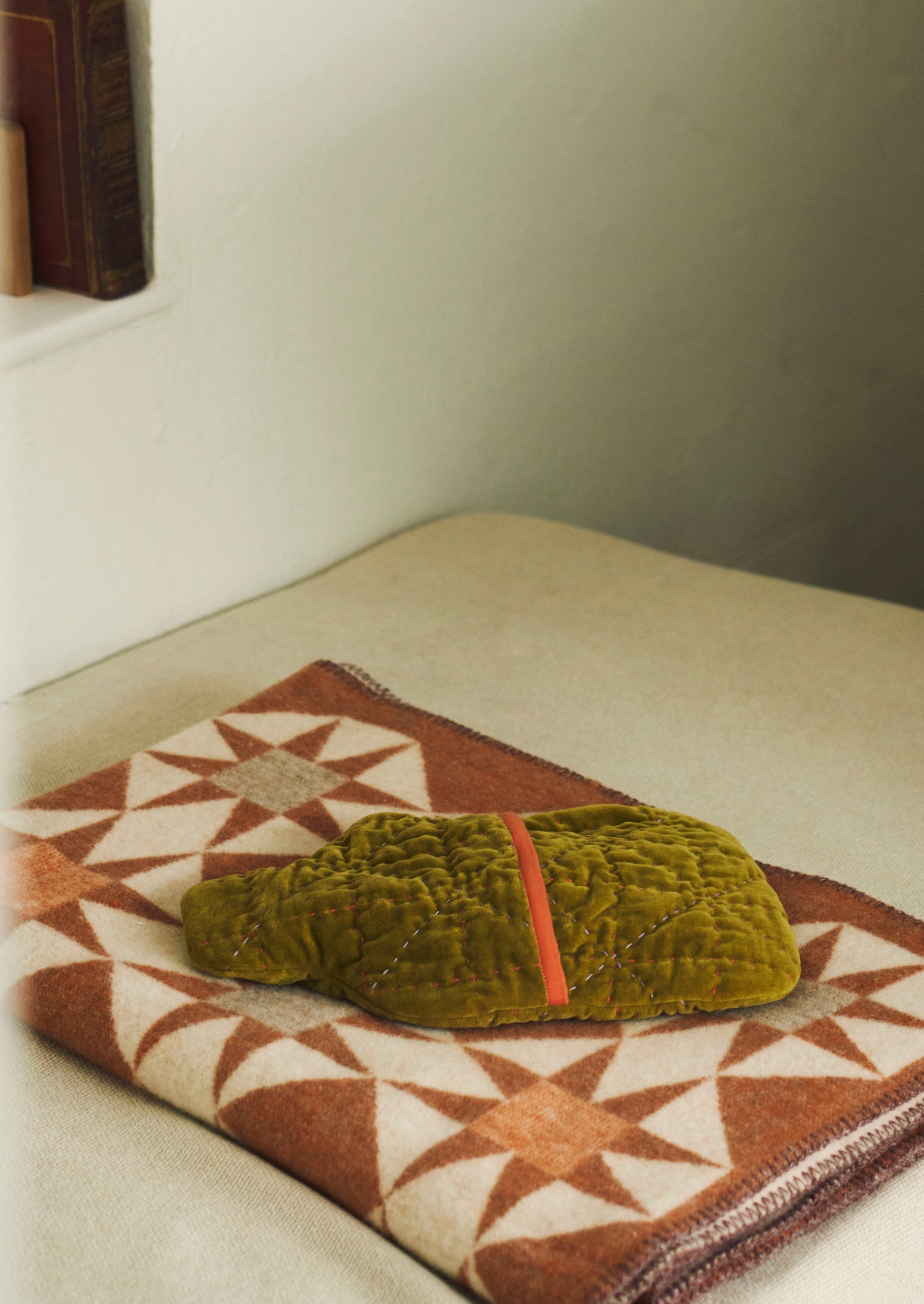 Jacquard Star Wool Blanket - Thumbnail 5