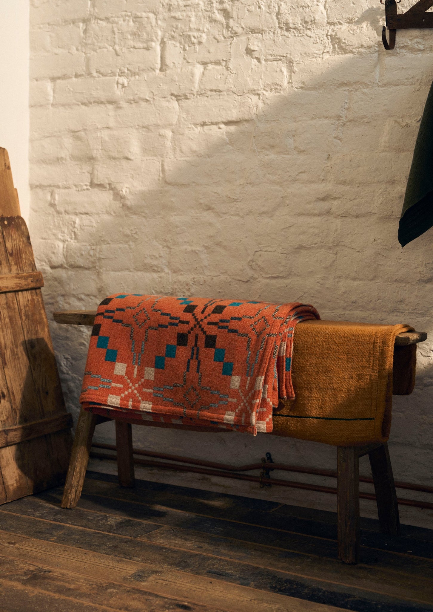 Melin Tregwynt Vintage Star Blanket | Copper