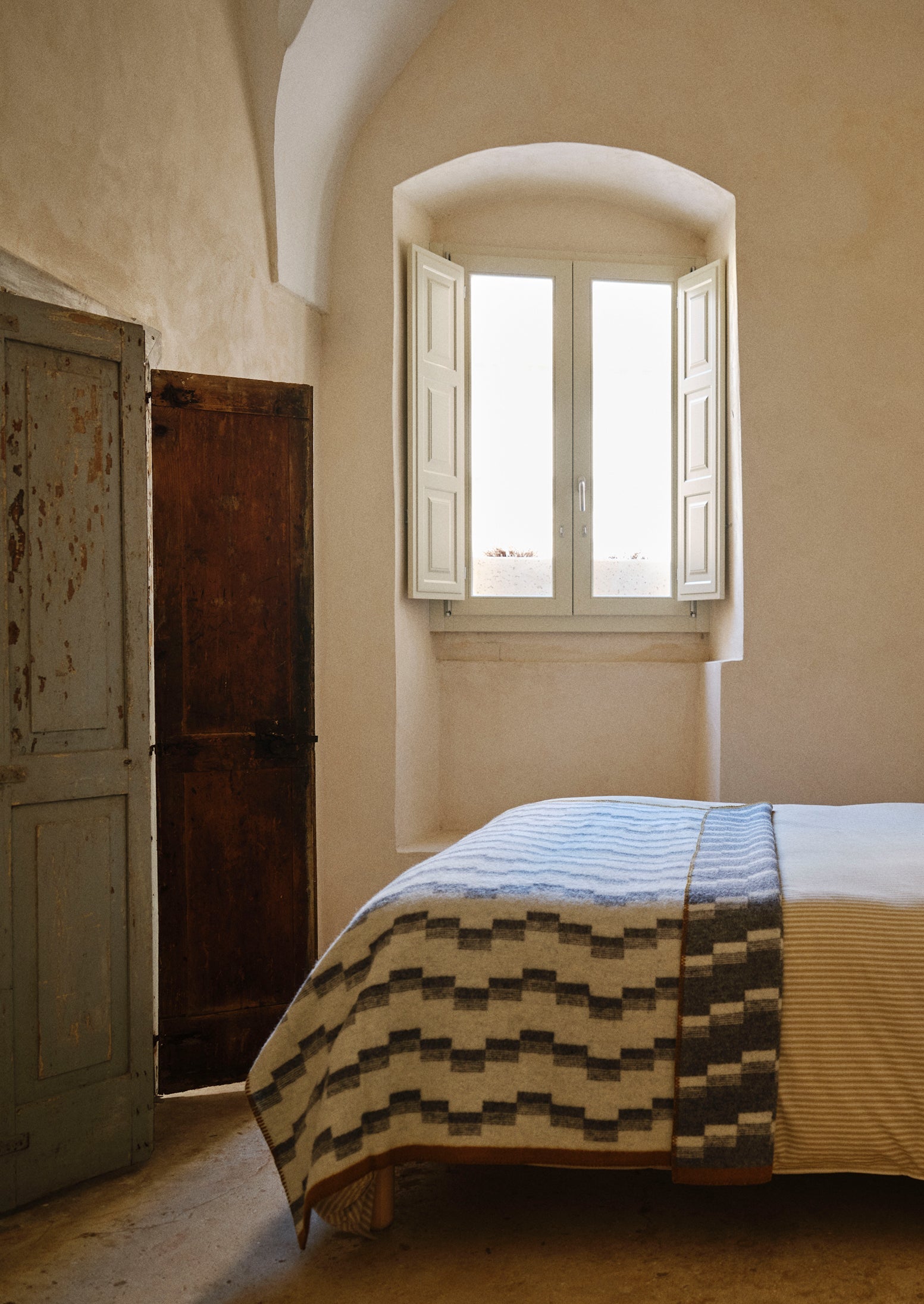 Jacquard Stepped Stripe Wool Blanket - Thumbnail 4