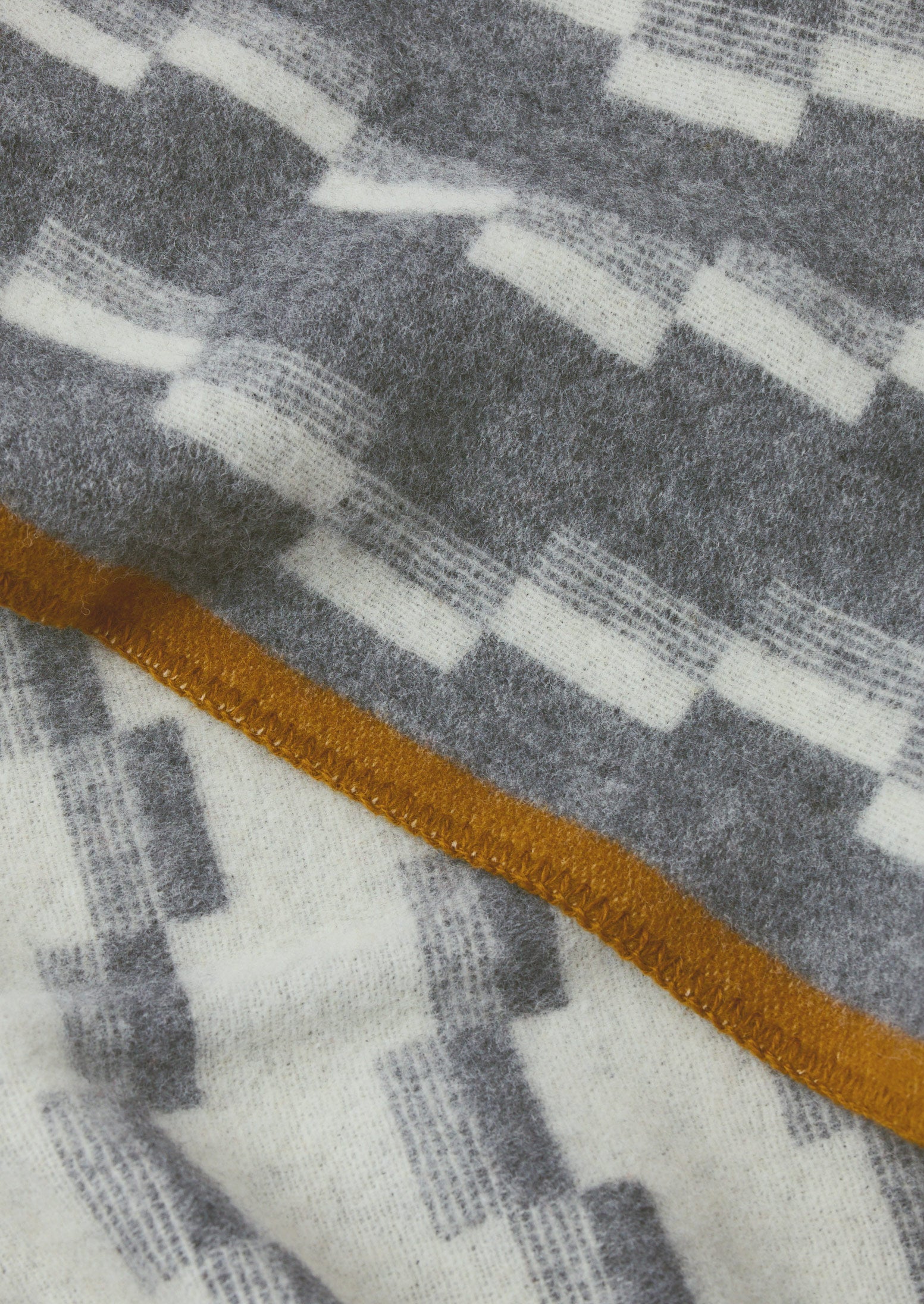 Jacquard Stepped Stripe Wool Blanket - Thumbnail 5