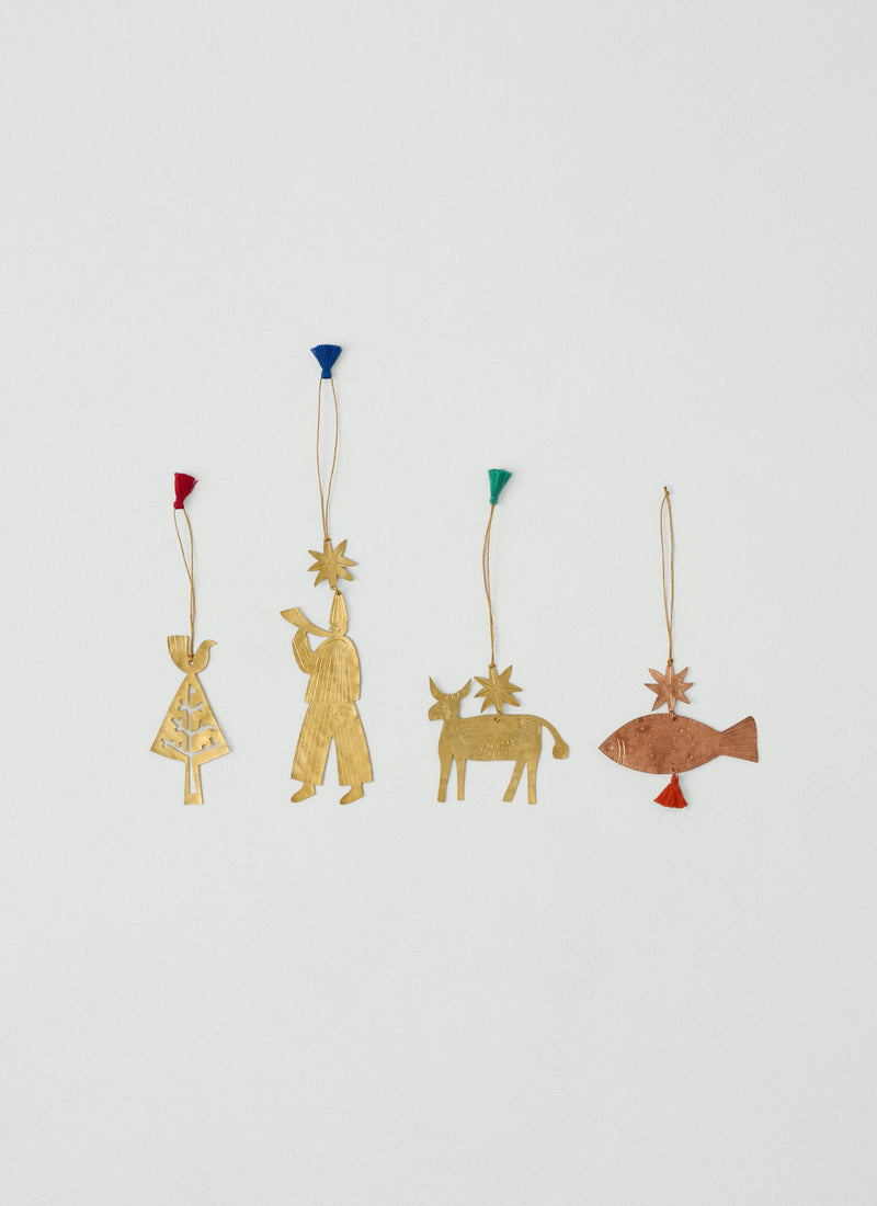 Hammered Metal Tree Decoration | Brass