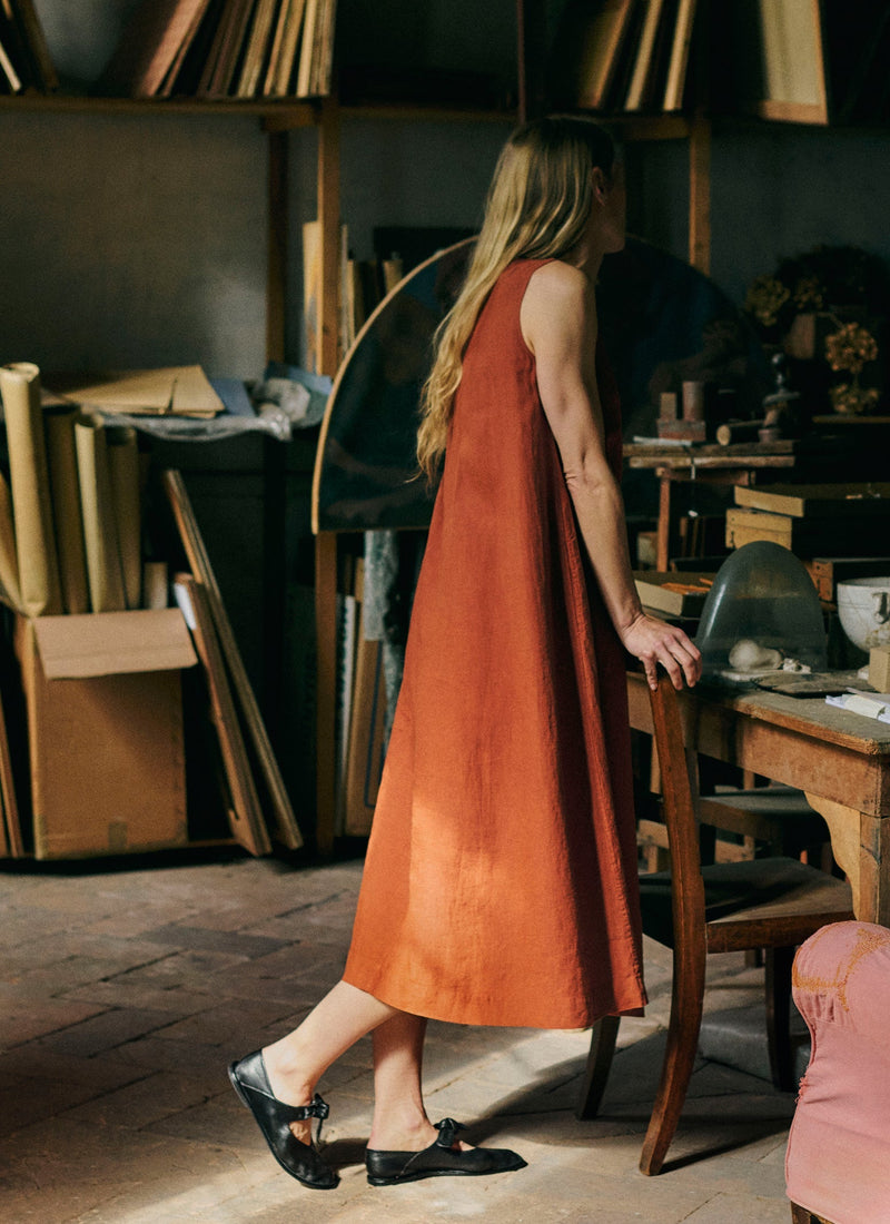 Garment Dyed Linen Sleeveless Dress | Burnt Sienna