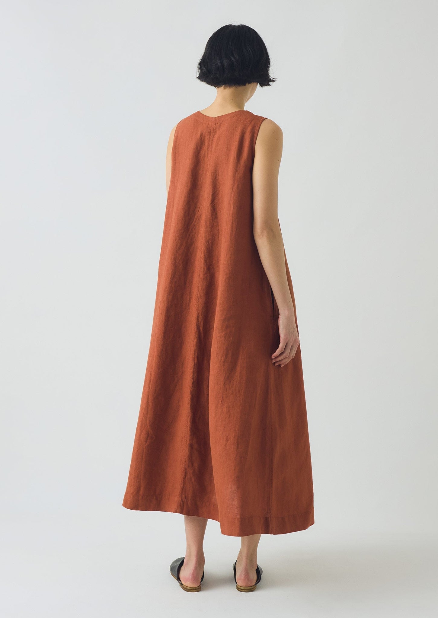 Garment Dyed Linen Sleeveless Dress | Burnt Sienna