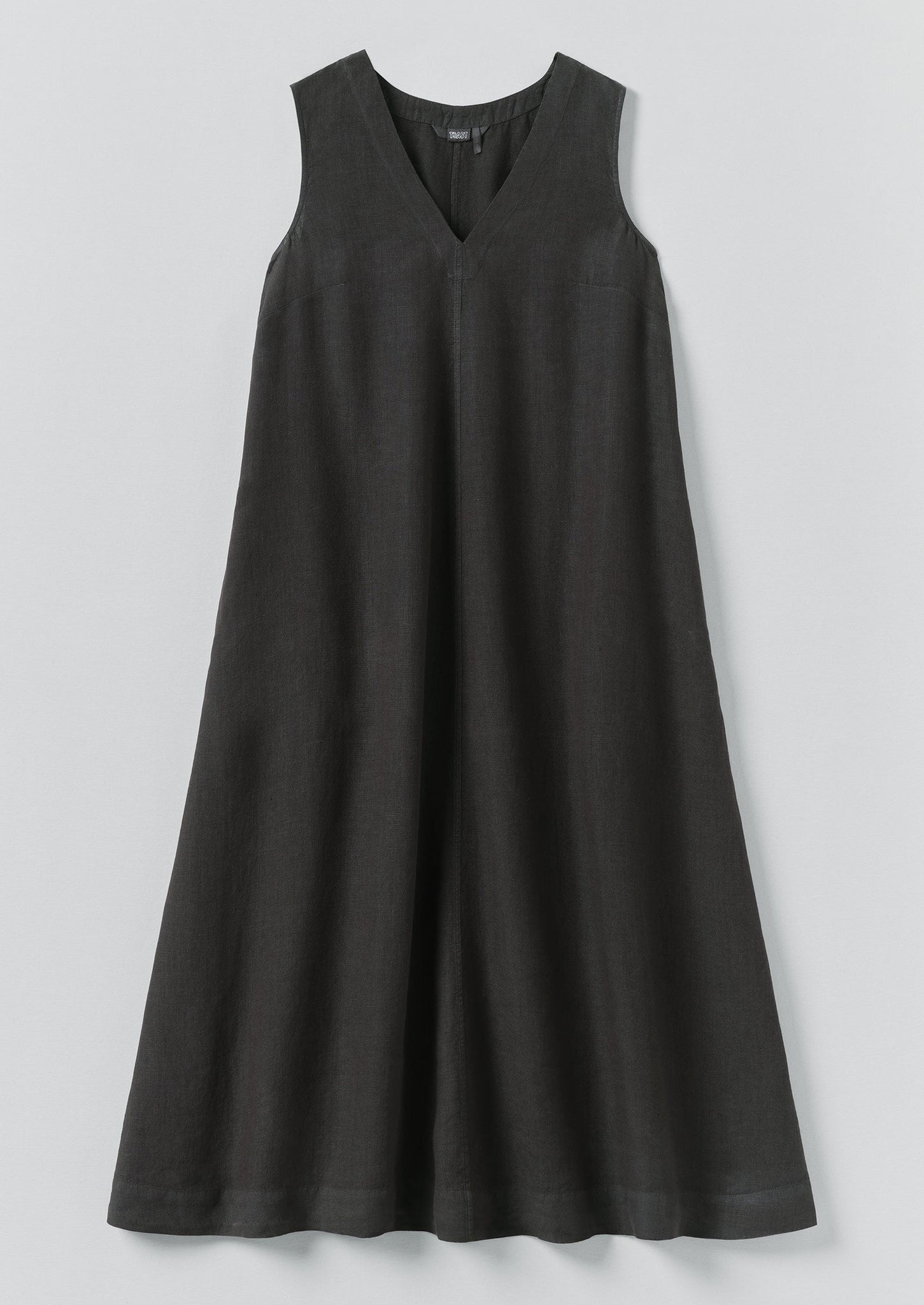 Garment Dyed Linen Sleeveless Dress | Black Pepper