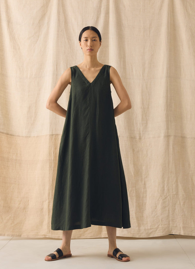 Garment Dyed Linen Sleeveless Dress | Dark Olive Garment Dyed Linen Sleeveless Dress | Dark Olive