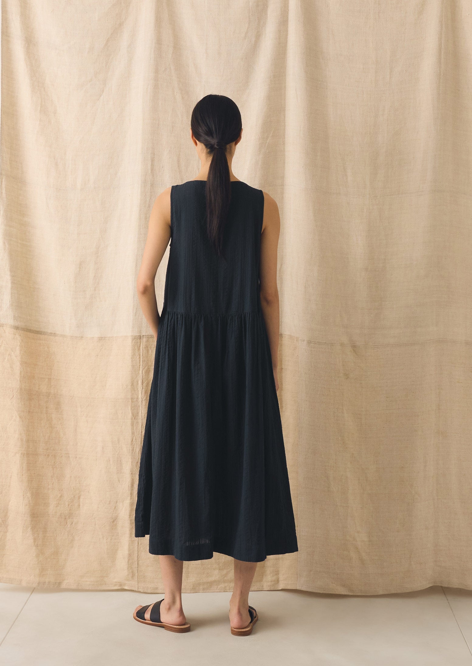 Lightweight Cotton Seersucker Dress | Navy | TOAST