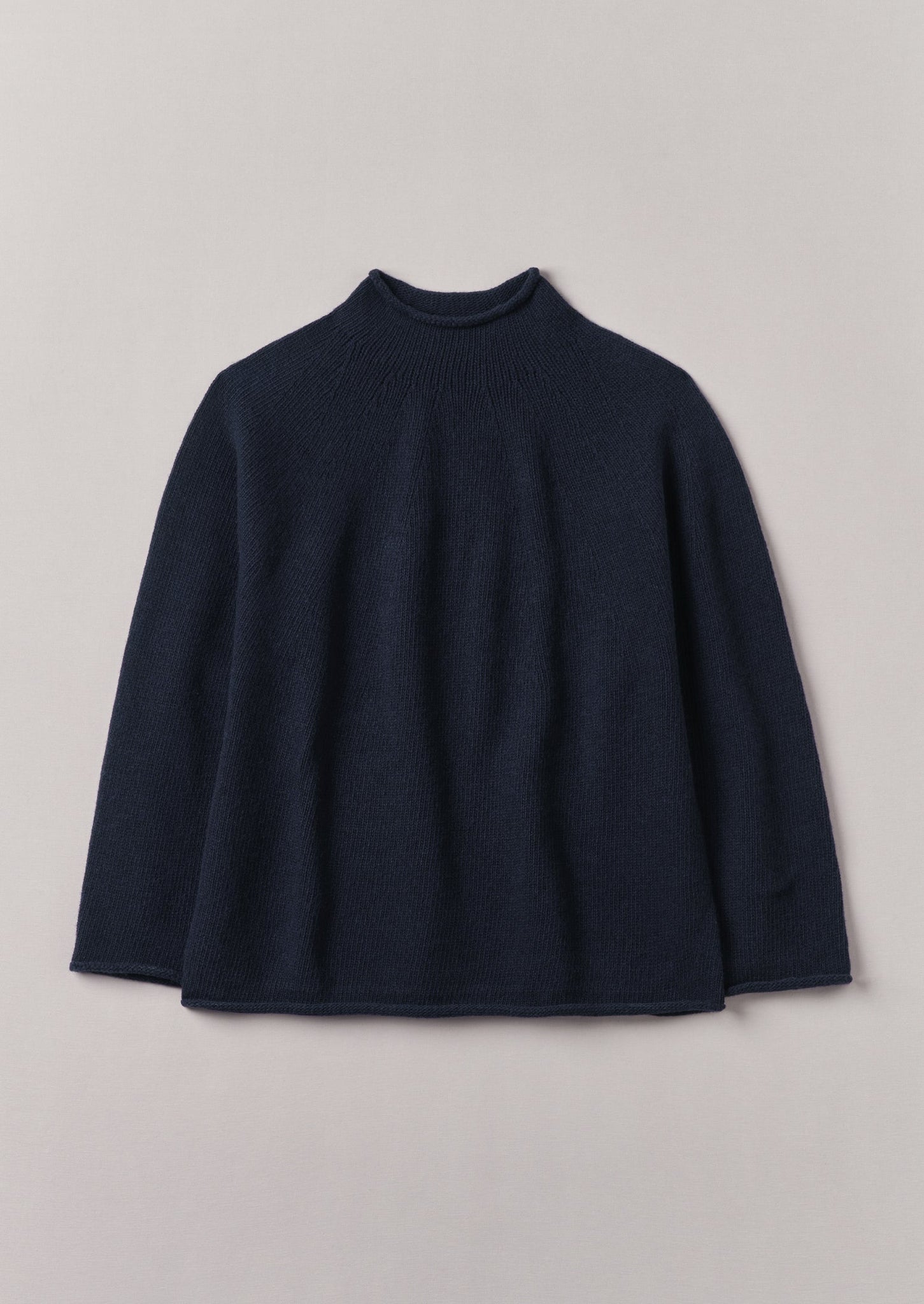 Seamless Recycled Cashmere Sweater | Navy