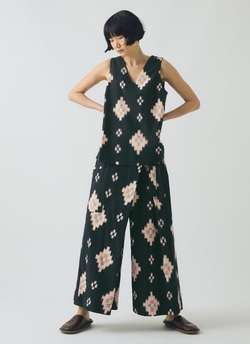 Fugue Ikat V-Neck Tank | Midnight/Sand