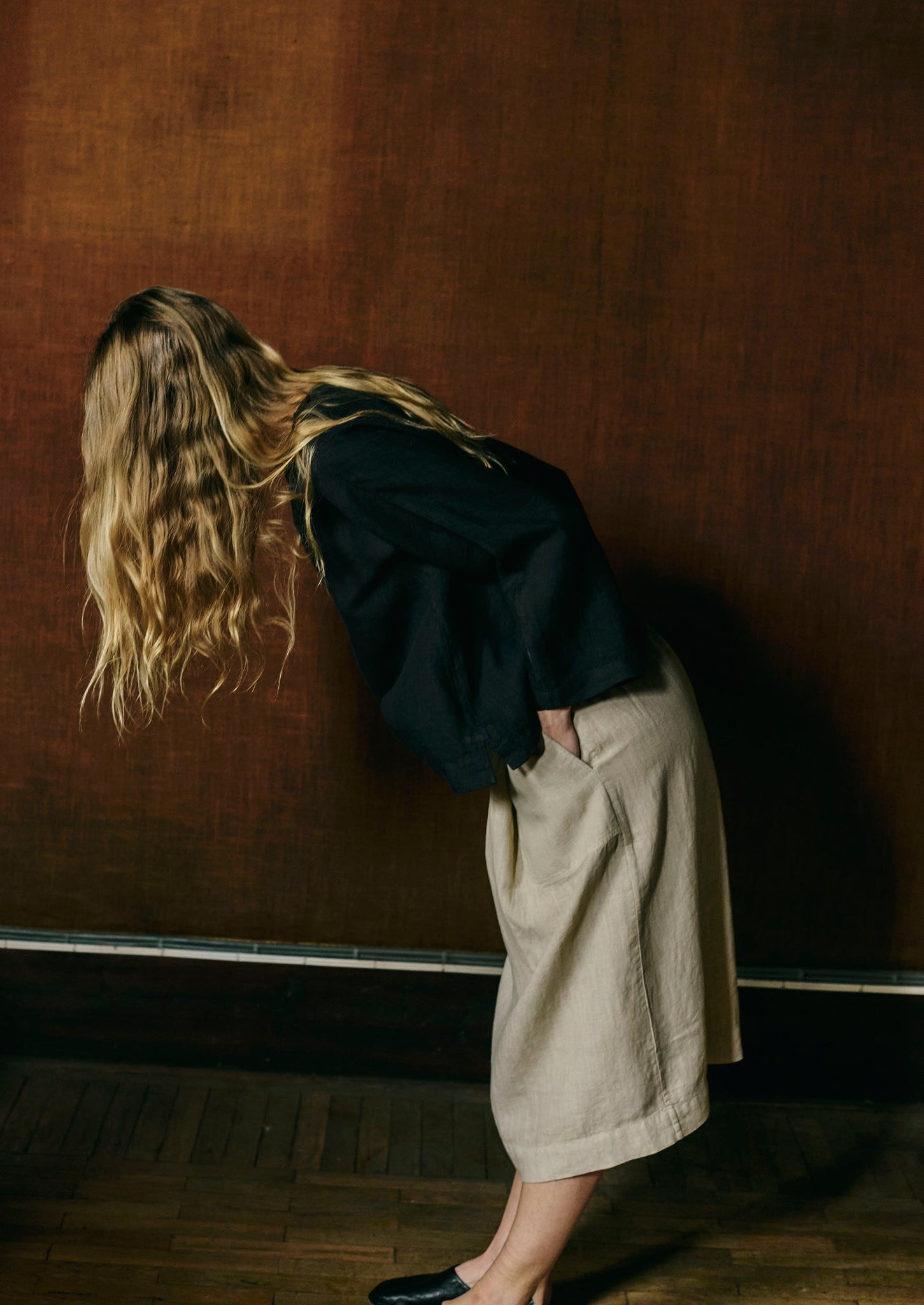 Garment Dyed Linen Top | Black Pepper