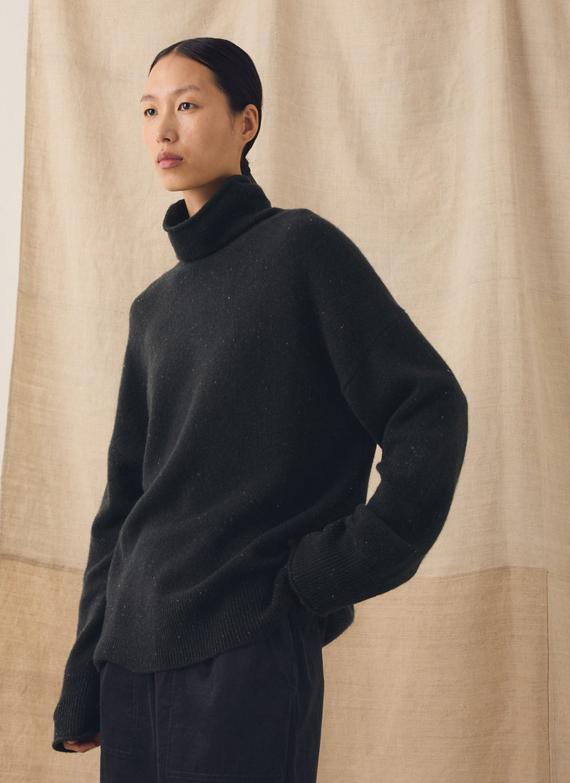Wool Cashmere Roll Neck Sweater | Speckled Black