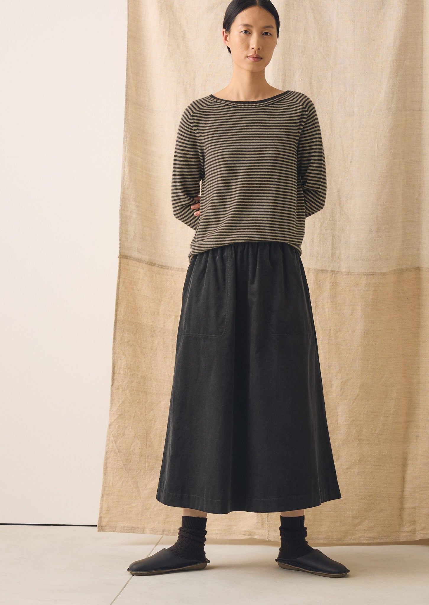 Pull On Organic Cord Skirt | Charcoal