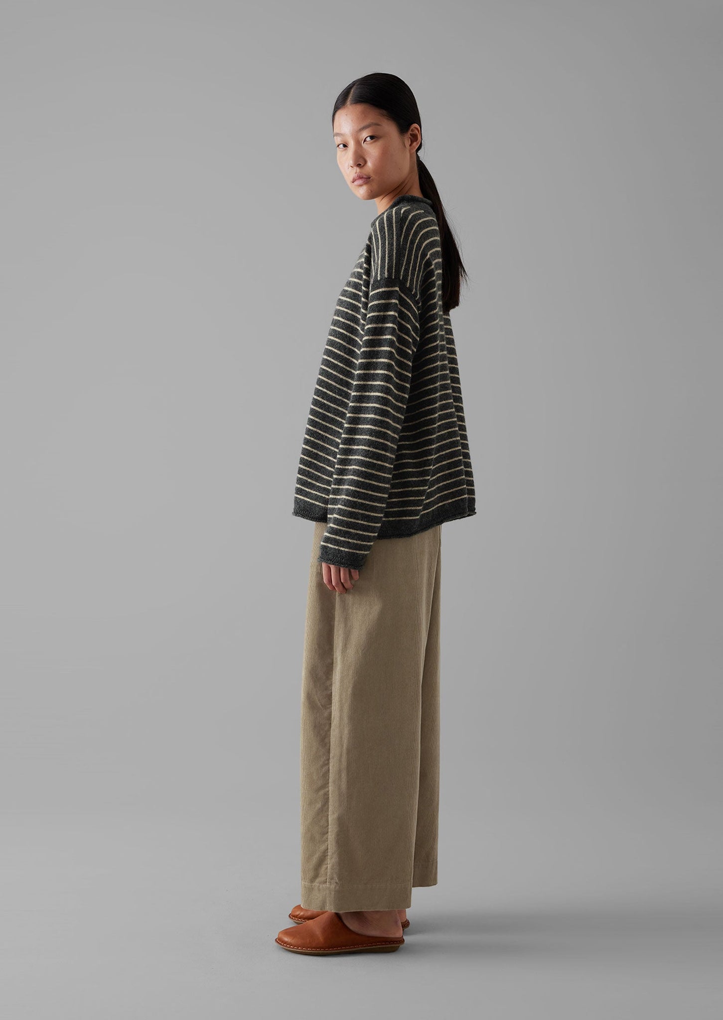 Organic Cord Barrel Leg Pants | Green Stone