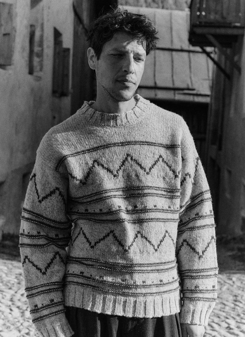 Zig Zag Stripe British Wool Sweater | Ecru/Grey