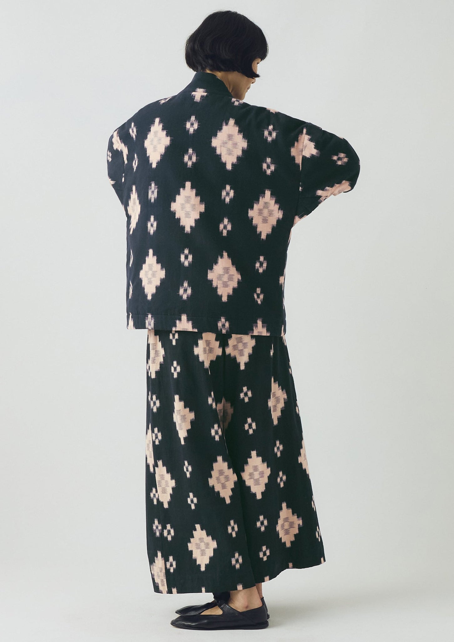 Fugue Ikat Padded Jacket | Midnight/Sand