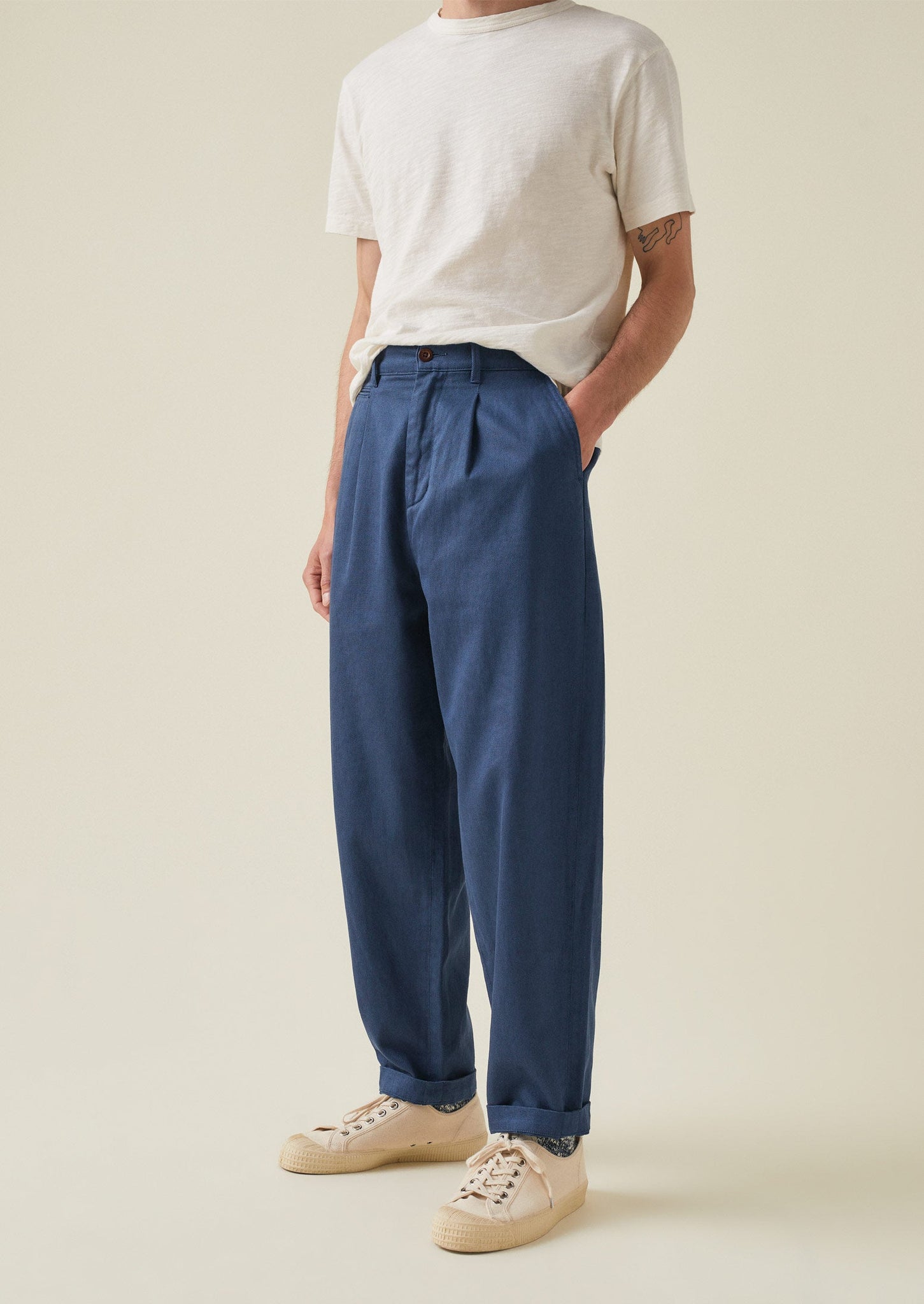 Duncan Exaggerated Tapered Pants | Delft Blue