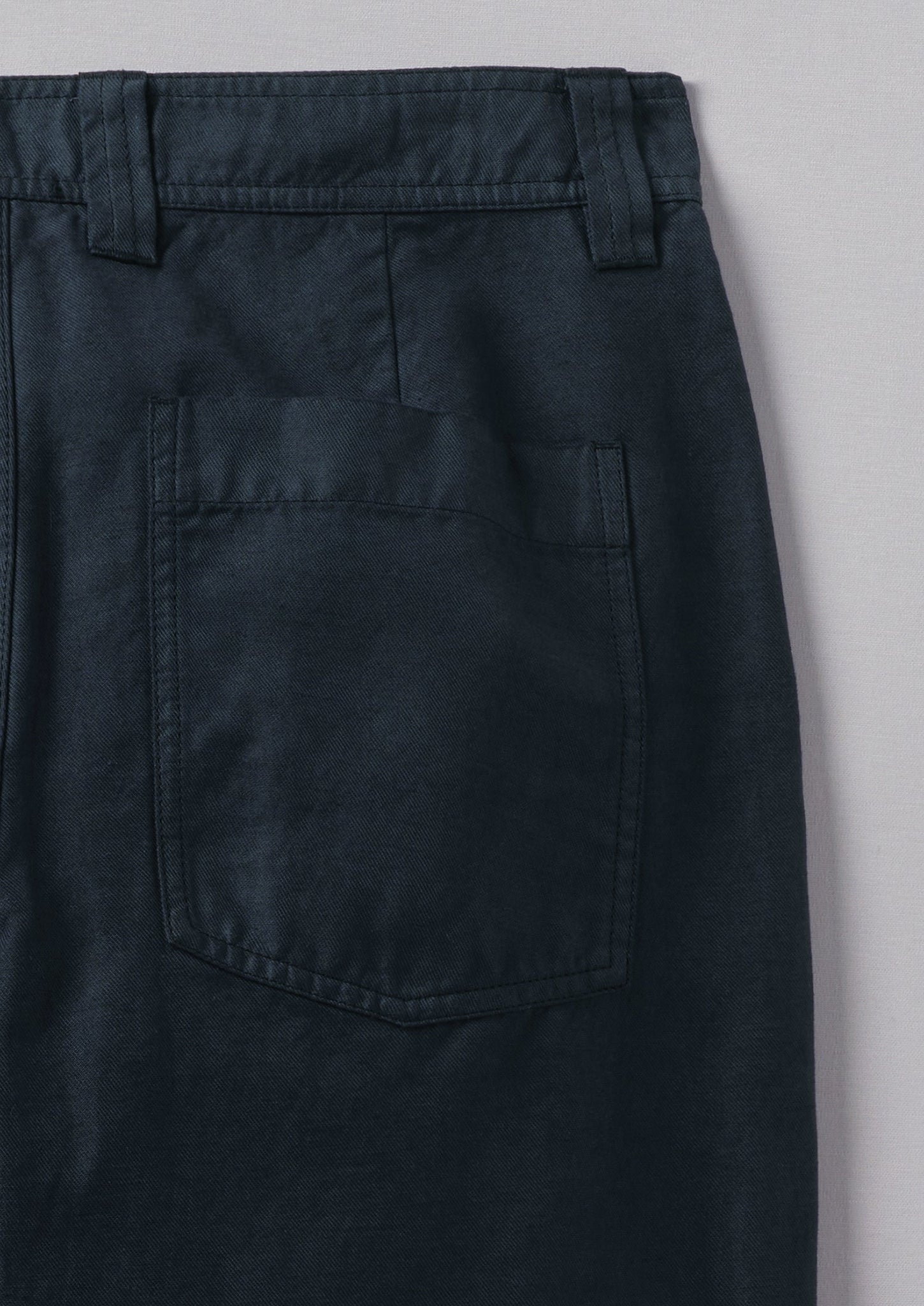 Norv Cotton Linen Tapered Pants | Dark Navy