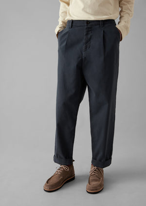 Garment Dyed Cotton Pleat Pants | Charcoal