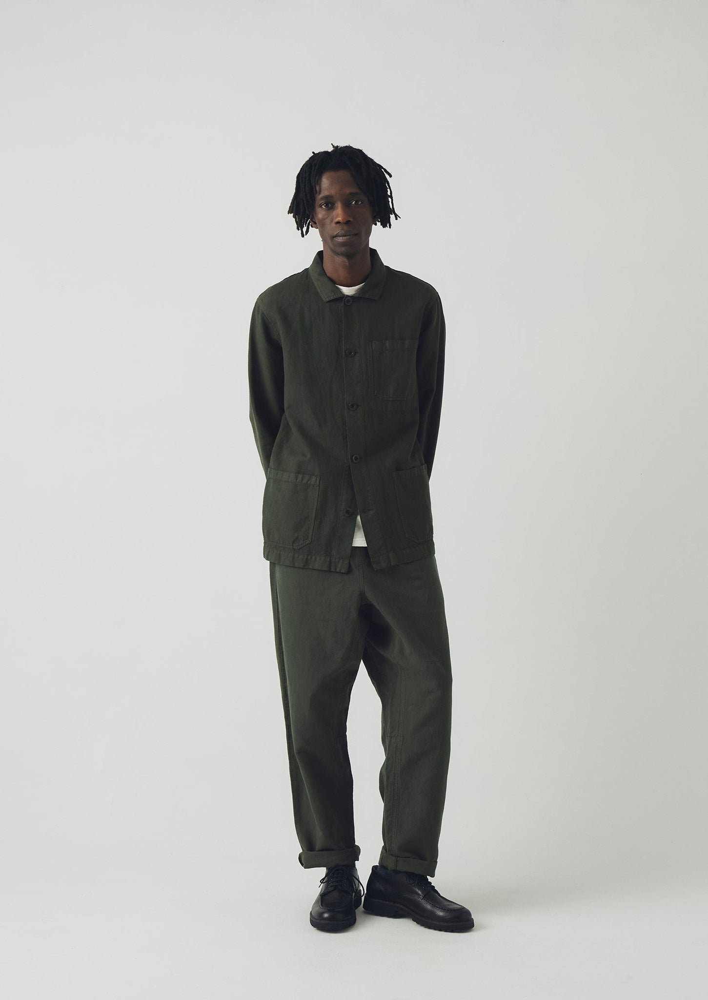 Alfie Garment Dyed Herringbone Pants | Dark Moss