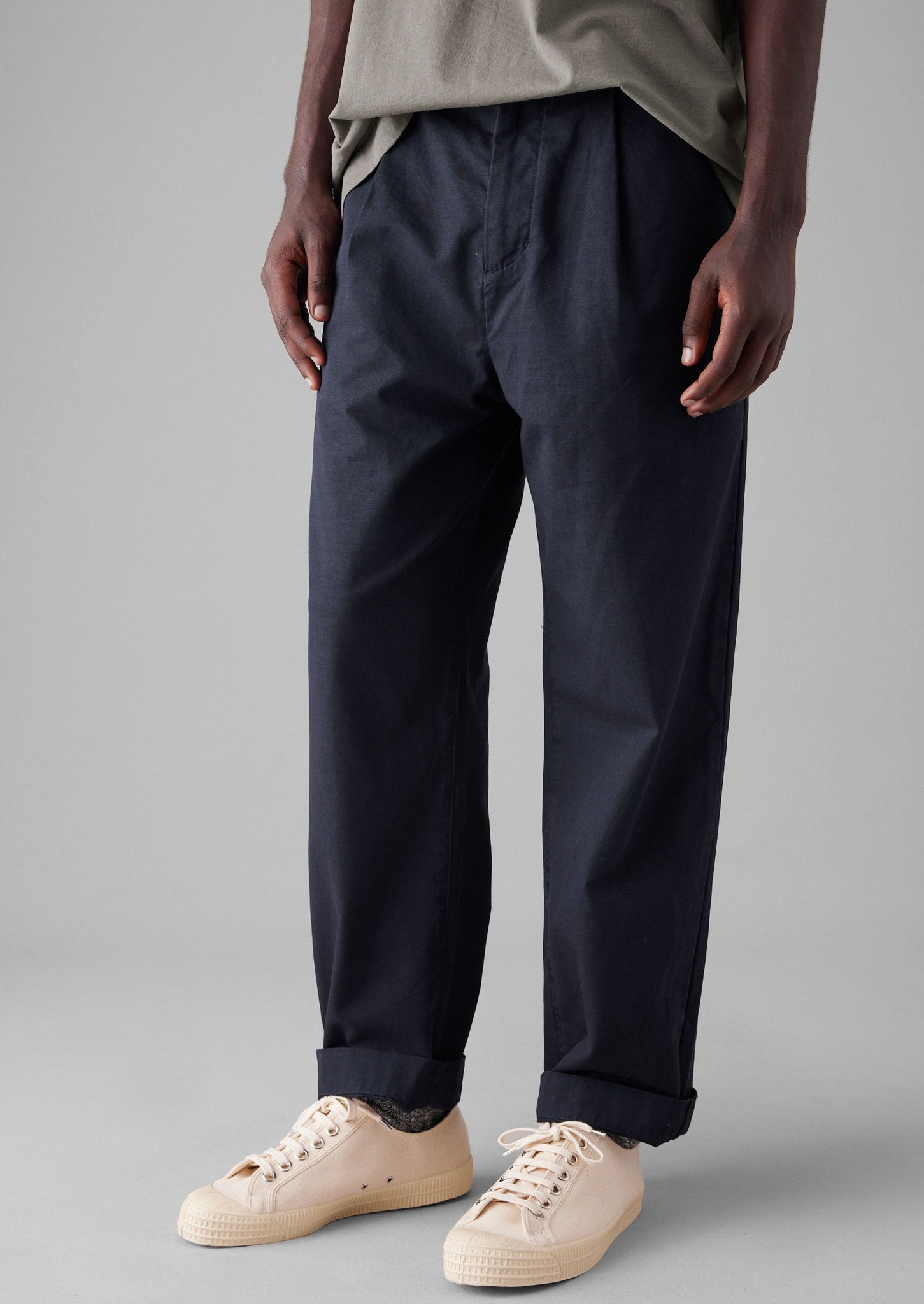 Otto Cotton Pleat Pants | Navy