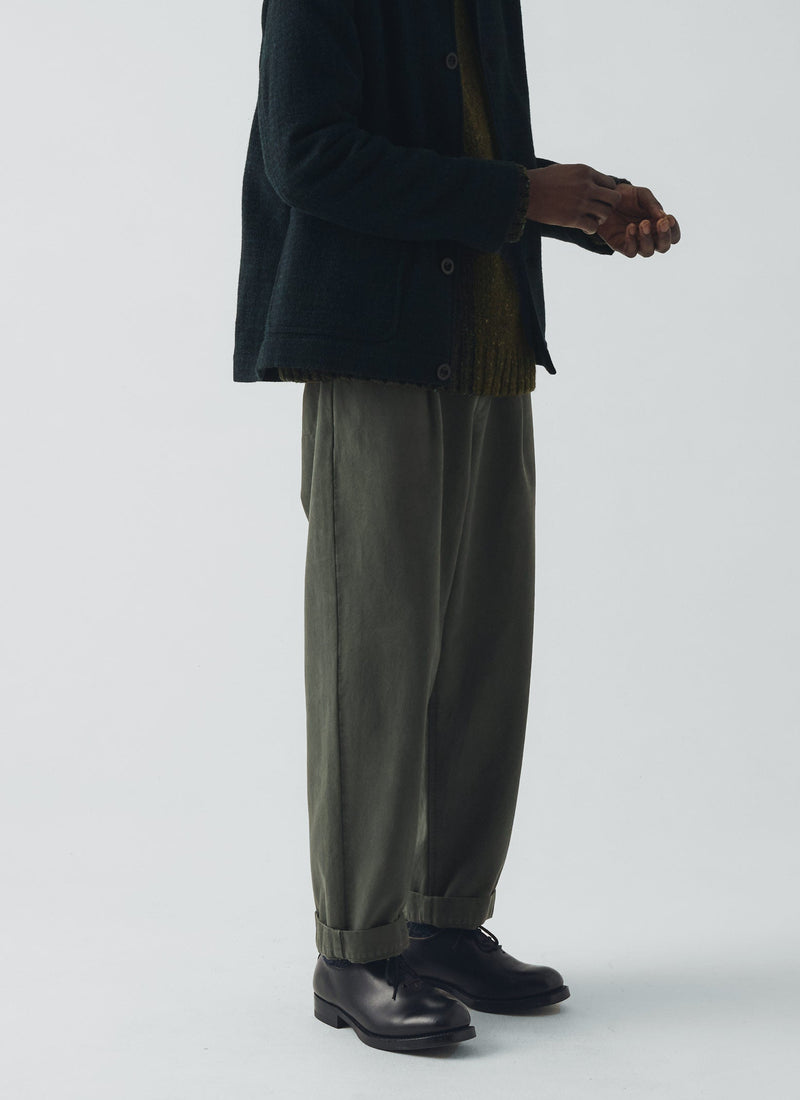 Otto Cotton Herringbone Pleat Pants | Dark Mineral Green