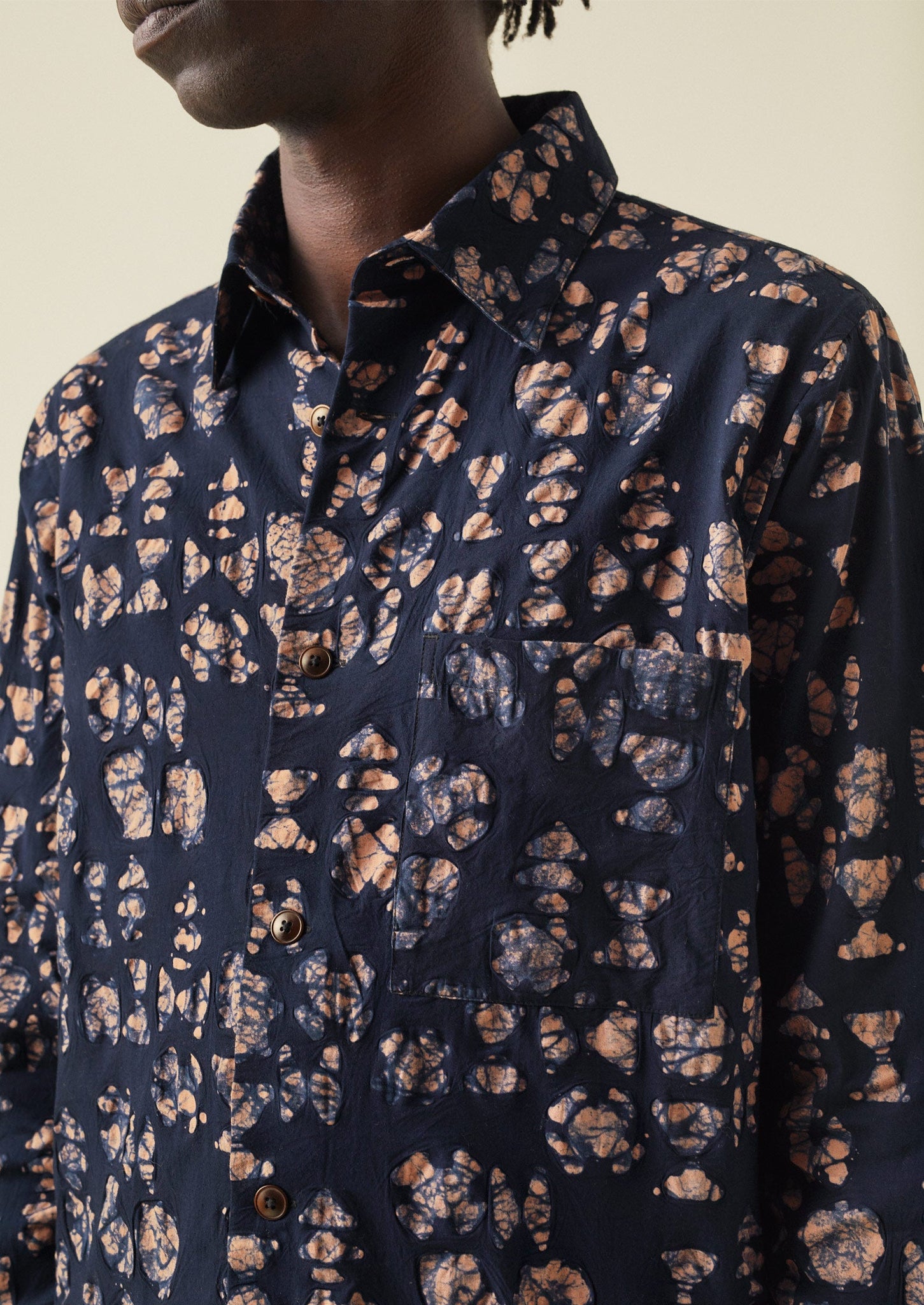 Point Collar Batik Cotton Shirt | Anthracite