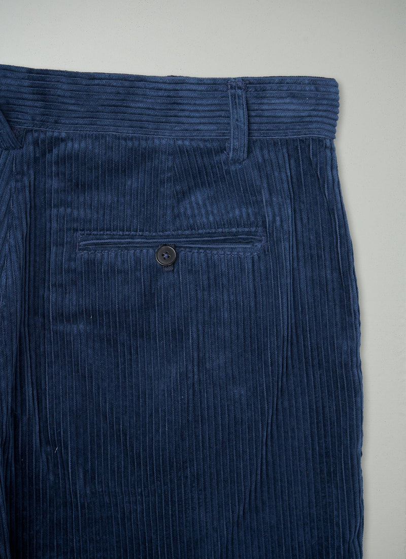 Reworn Organic Cord Trousers Size 18 (1518) | Navy