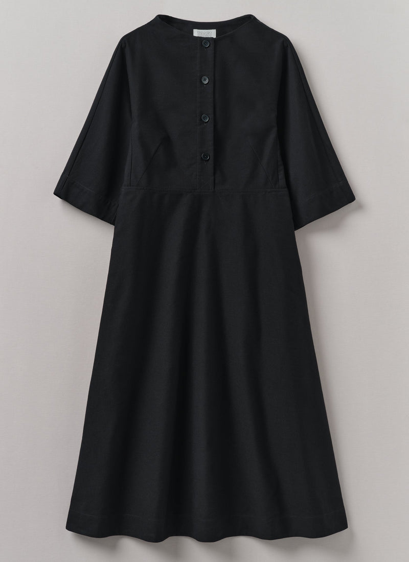 black linen smock dress Black Linen Smock Dress: Long Sleeve Buttoned Shirtdress